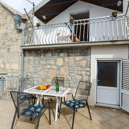 Holiday home Authentic Dalmatian Stone House With Sea View *