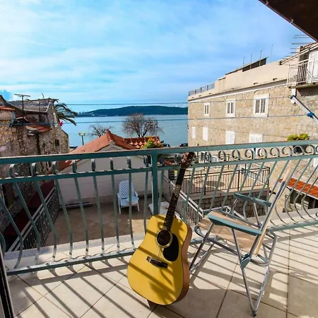 Holiday home Authentic Dalmatian Stone House With Sea View